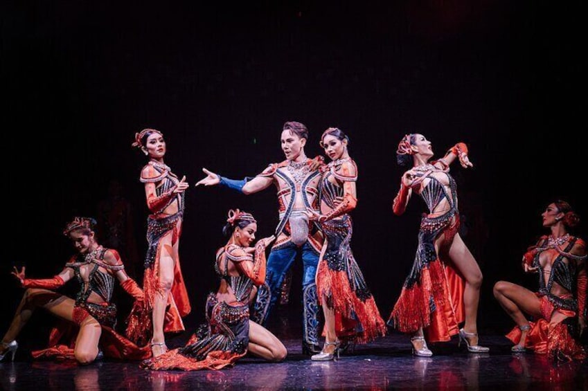 Phuket Simon Cabaret Show (VIP) with Roundtrip Transfer