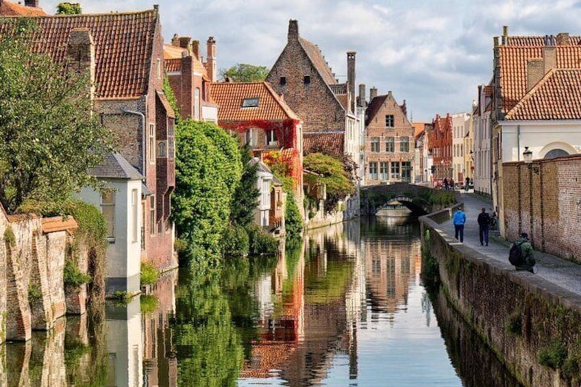 Brugge. Canals.