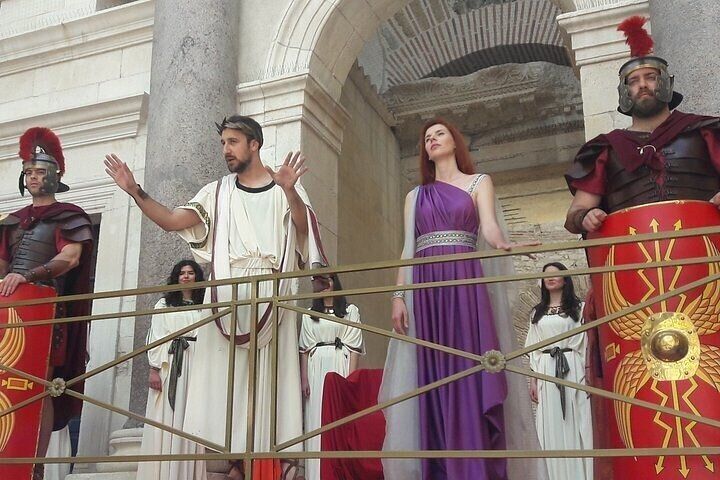 SPLIT-PREMIUM Emperor's Walking Tour for History Lovers + Museum