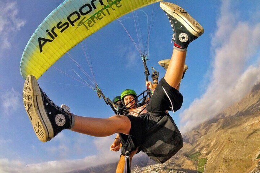 SILVER 1000m paragliding tandem flight above South Tenerife