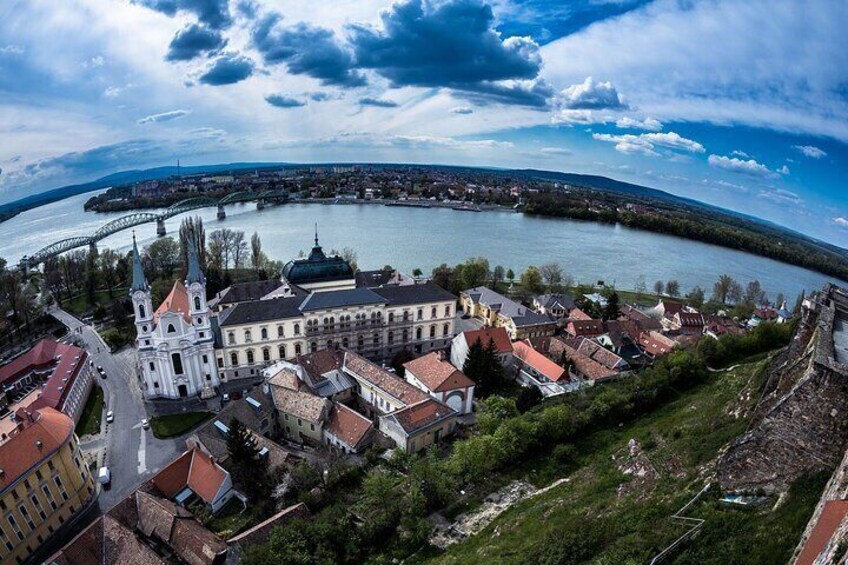 Romantic tour ''Love stories of'' Esztergom for Couples