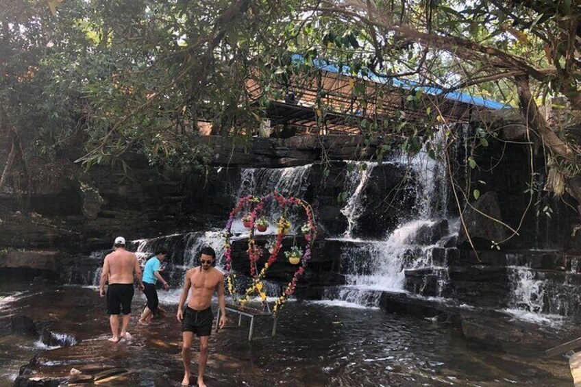 Kbal Chhay Waterfall Sihanoukville