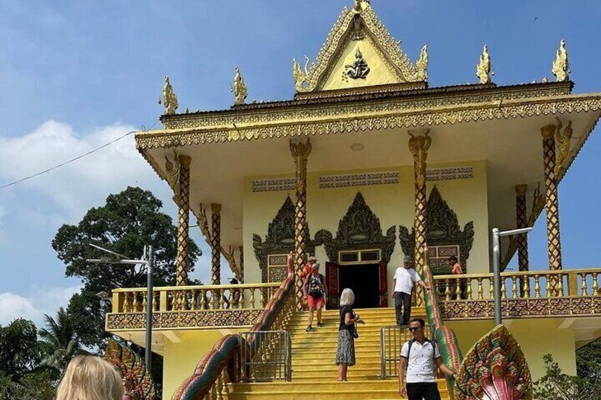 Leu Temple