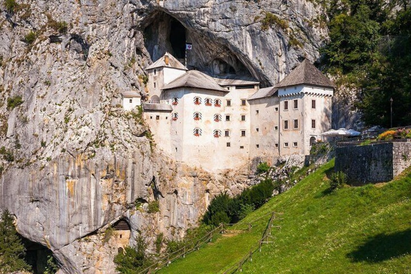 Lake Bled & Postojna cave in one day | Private trip from Ljubljana