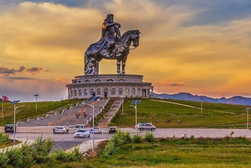 Terelj National Parks & Tsonjin Boldog tour