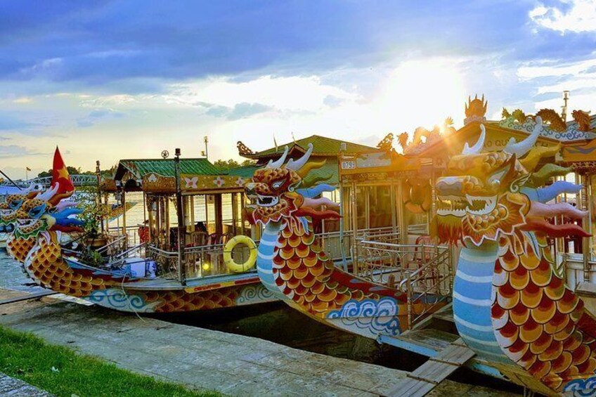 Dragon boat on Perfume River.