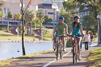 Adelaide City and Parklands Bike Tour