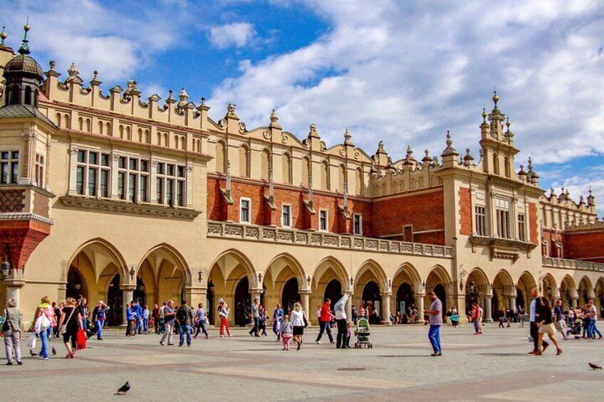 Architectural Walk of Krakow with a Local