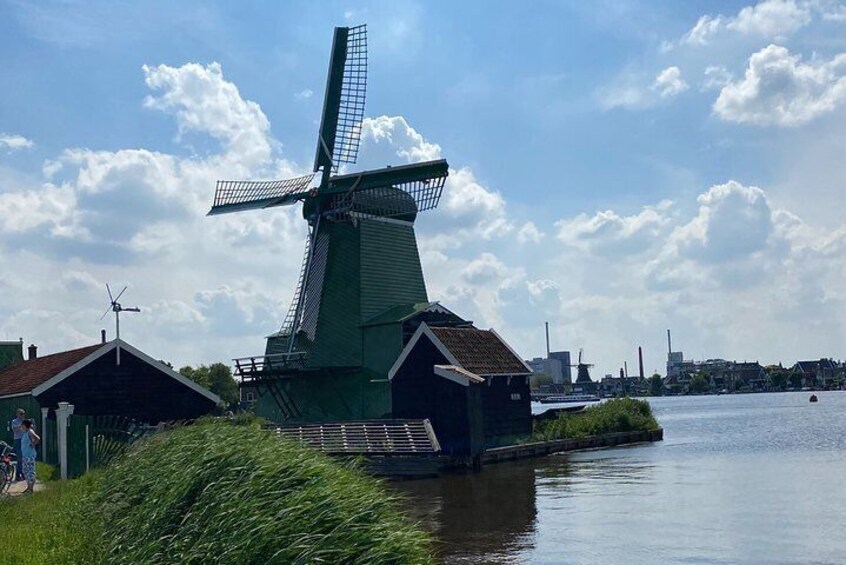 Countryside Tour: Zaanse Schans & Zandam by electric bike