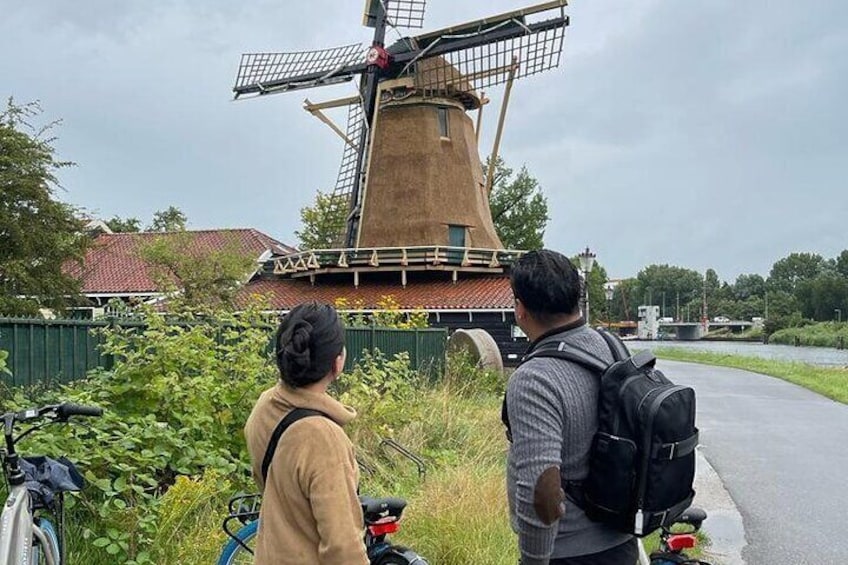 Countryside Tour: Zaanse Schans & Zandam by electric bike