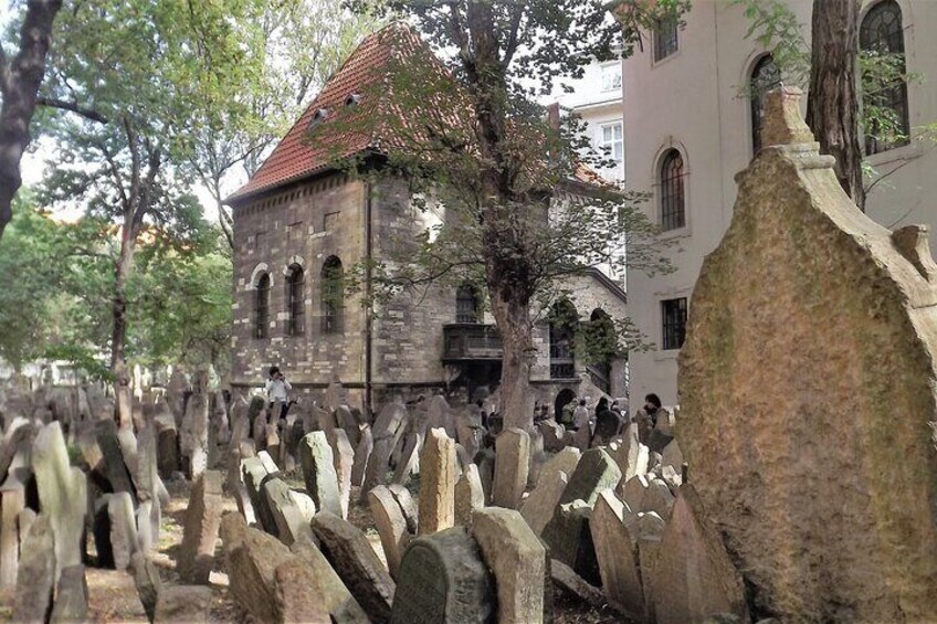 Old Jewish Cemetery - Circle 1 and 2