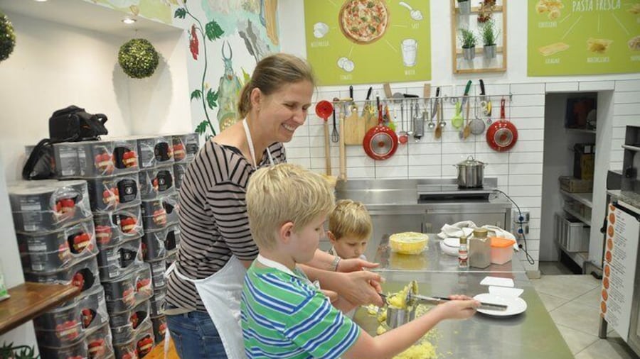 Private Gnocchi Cooking Class with Professional Chef in Padova