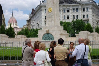 Classic Walk in Budapest Historical Centre