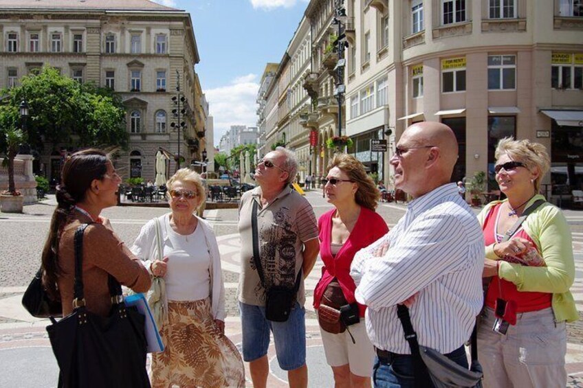 Classic Walk in Budapest Historical Center