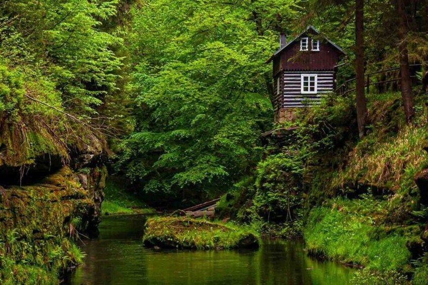 Full-Day Tour to Bohemian and Saxon Switzerland Park from Prague