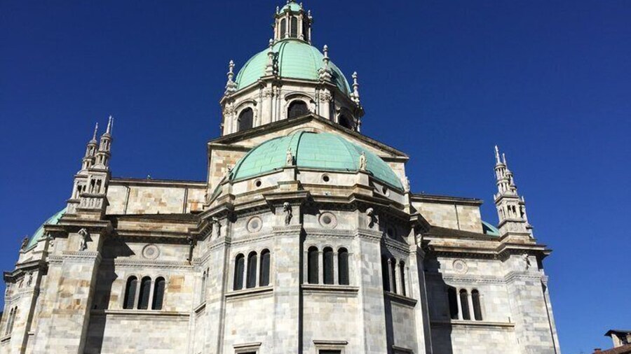 Private Guided Walking Tour into the old streets of Como