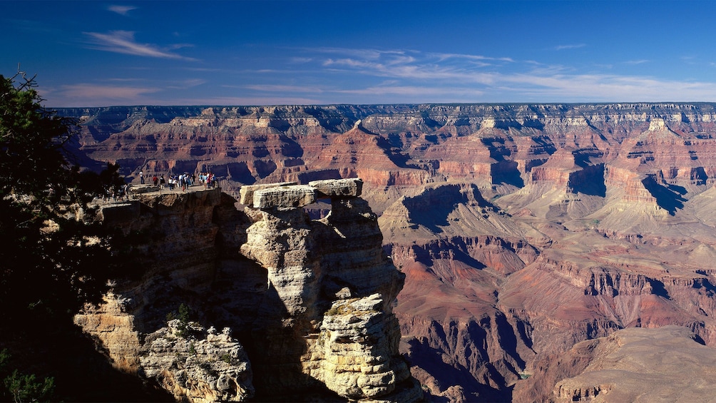 Scenic lookout on the South Rim of the Grand Canyon in Arizona