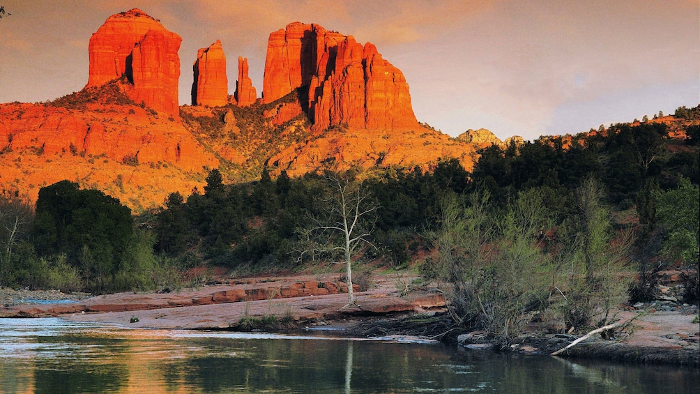 Oak Creek Canyon river and rock formations in Arizona