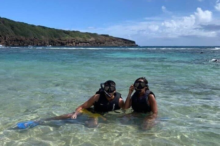 Hanauma Bay Snorkeling and Shuttle