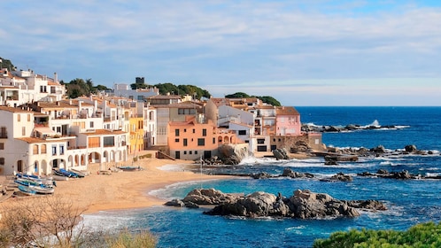 Viaje de un día completo para grupo pequeño a la Costa Brava