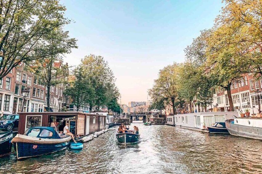 Mini Private Romantic Canal tour Amsterdam for 2