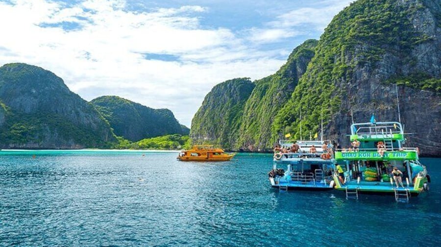 phi phi island see view