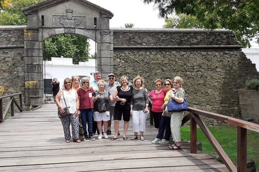 Colonia del Sacramento, stories with portuguese and spanish heritage