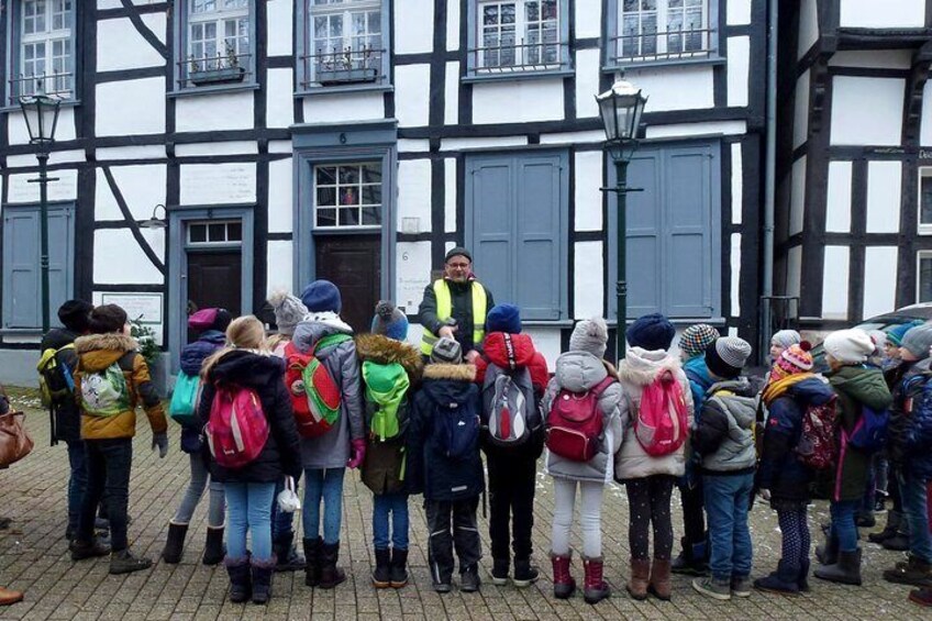 Individual city tour also for kindergartens and school classes with a personal guest companion.