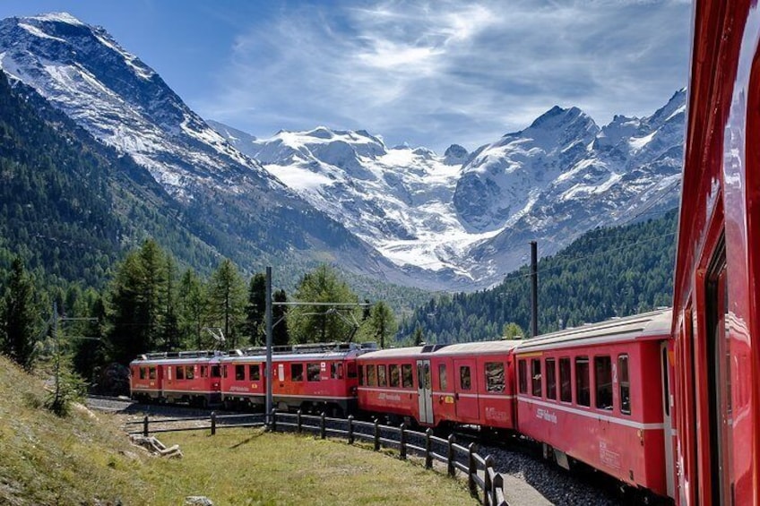 The heart of the Bernese Alps (Private Tour)