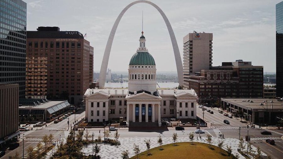 Walking Tour of the Saint Louis Fascinating History