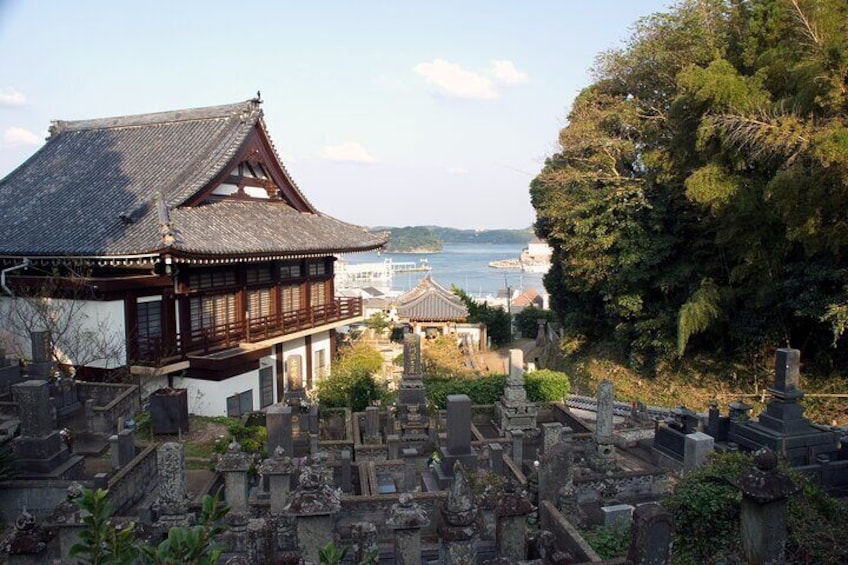 Romantic Nagasaki: Historical Charms and Seaside Views