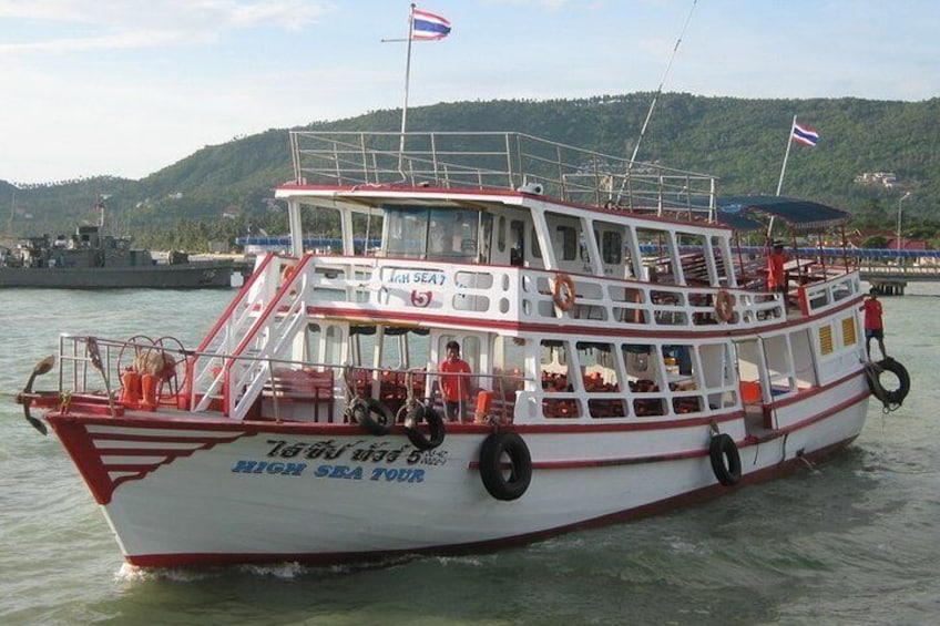 Angthong National Marine Park Tour By Big Boat From Koh Samui