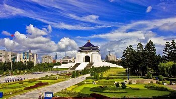 Private Customized Tour with Personal Driver & Guide