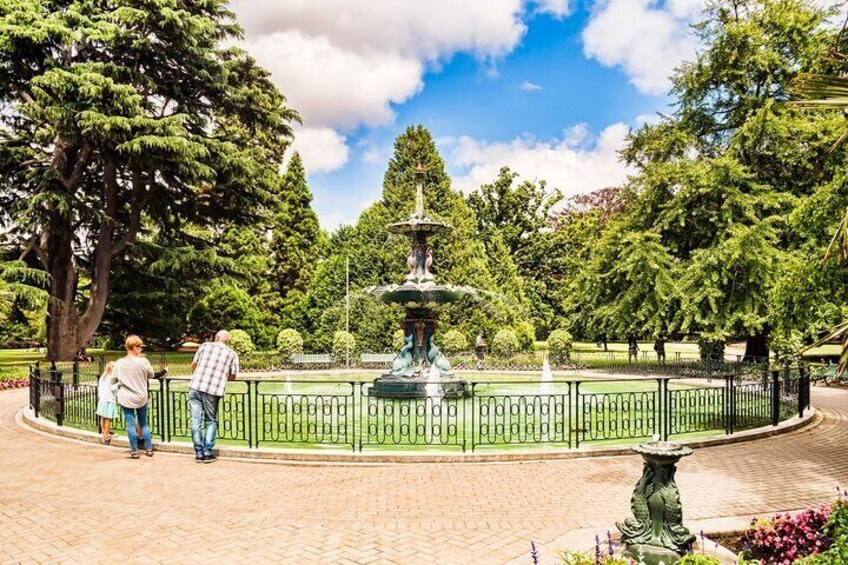 Christchurch Architectural Marvels: Private Walking Tour