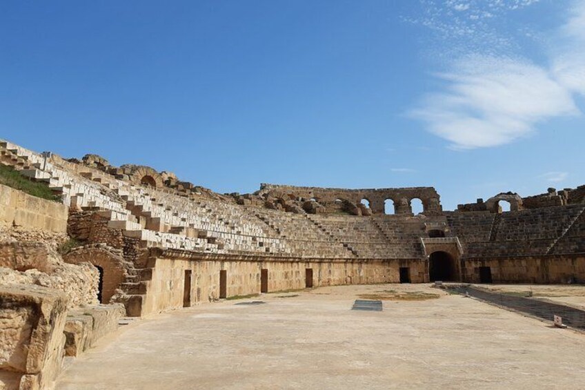 Amphitheater Udhina