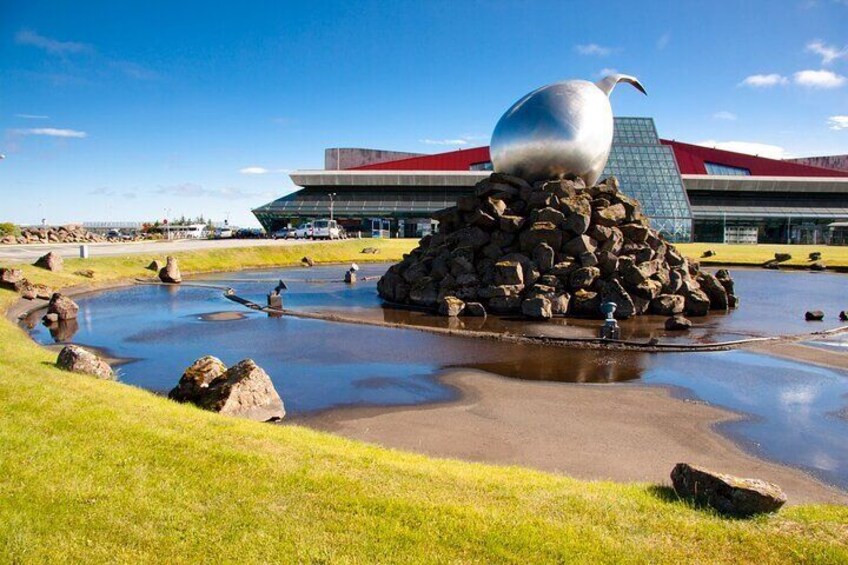 Keflavik Cultural & Coastal Stroll Walking Tour