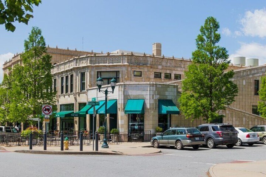 From Grove Arcade to Pack Square: Asheville Private Walking Tour