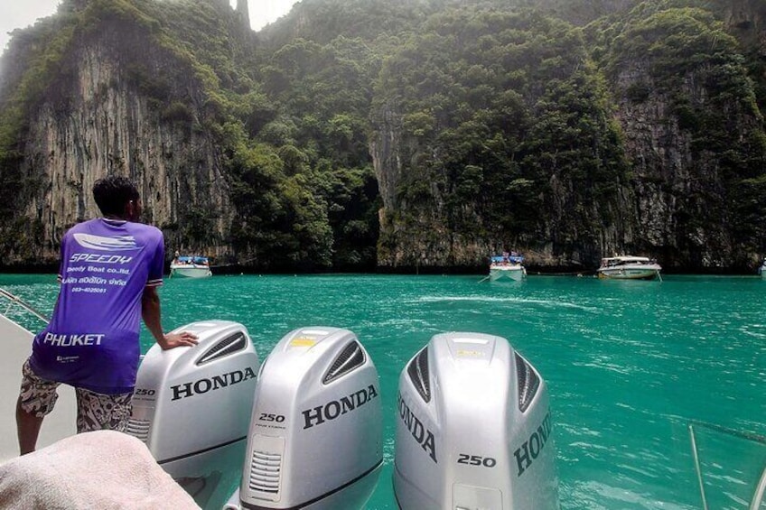 Phi Phi - Khai/Bamboo Islands Tour with Lunch by Speed Catamaran