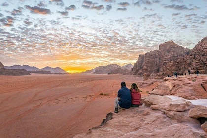  Romantic Tour In Wadi Rum