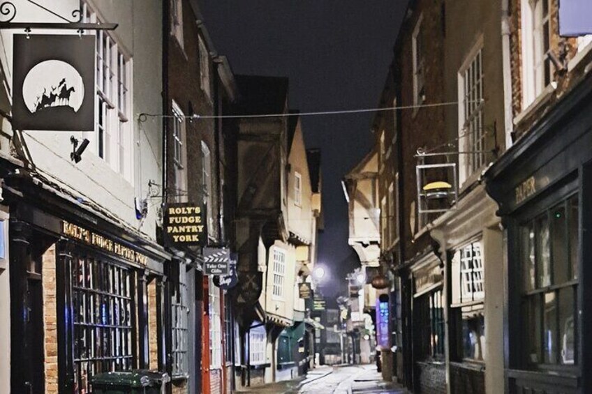 Dark Tales of York. Private ghost tours.