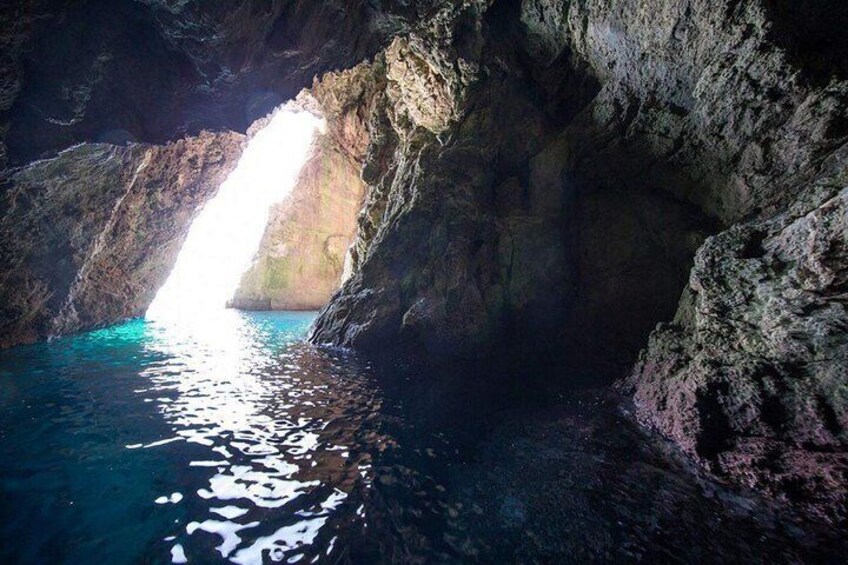 Blue Cave & Hvar Tour, 5 Islands speed boat