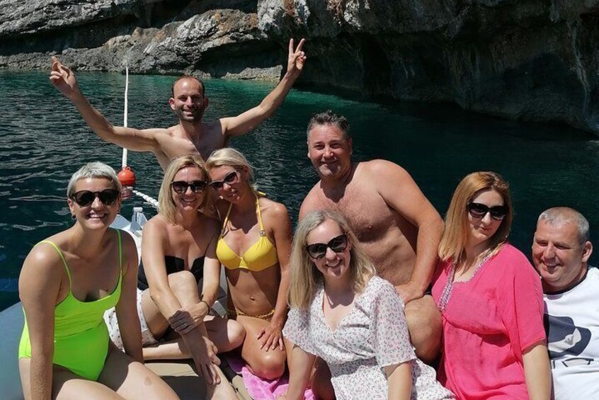Blue Cave & Hvar Tour, 5 Islands speed boat