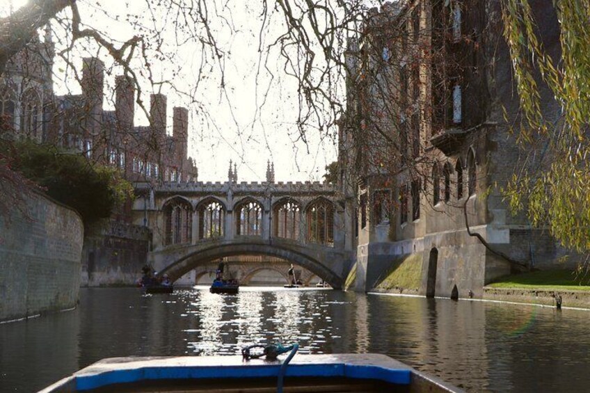 Bridge of Sighs, one of the many famous sights you will see on a chauffeured punt tour along the 'College Backs'.