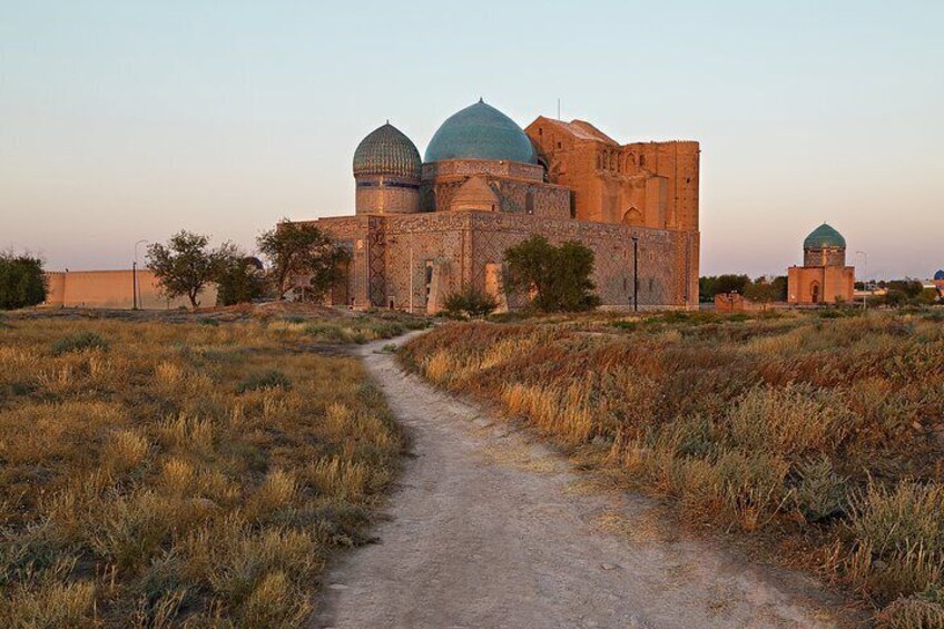 Romantic tour in Shymkent