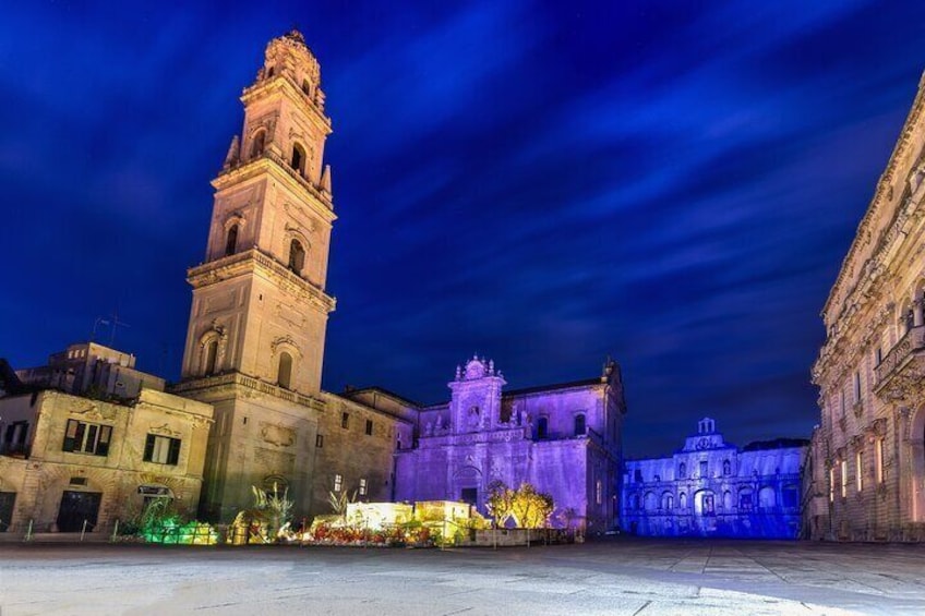 Charming Christmas Walking Tour in Lecce