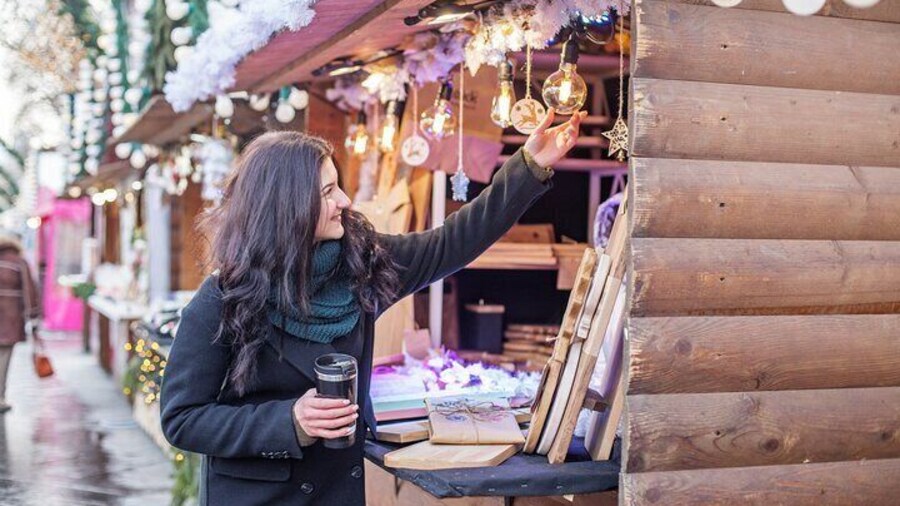 Traditional Christmas Walking Tour in Tartu