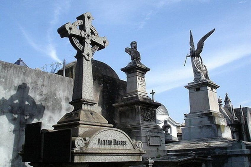 Private City Tour Including The Old Underground Tunnels of Buenos Aires