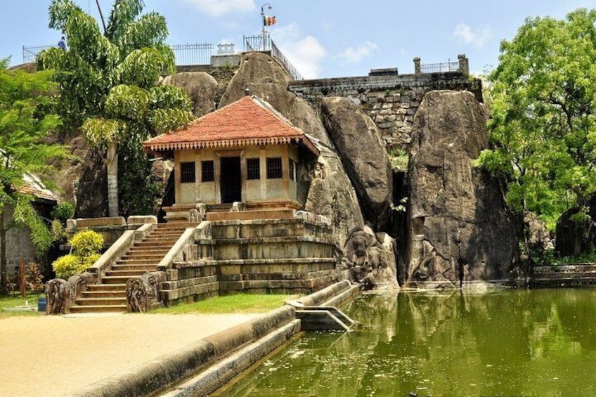 anuradhapura tour