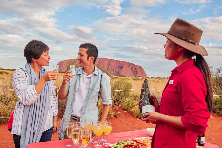 5 Tour Uluru Combo including Kata Tjuta & Kings Canyon