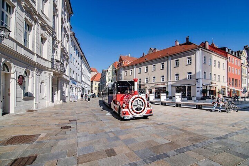 City tour through Regensburg with the little train